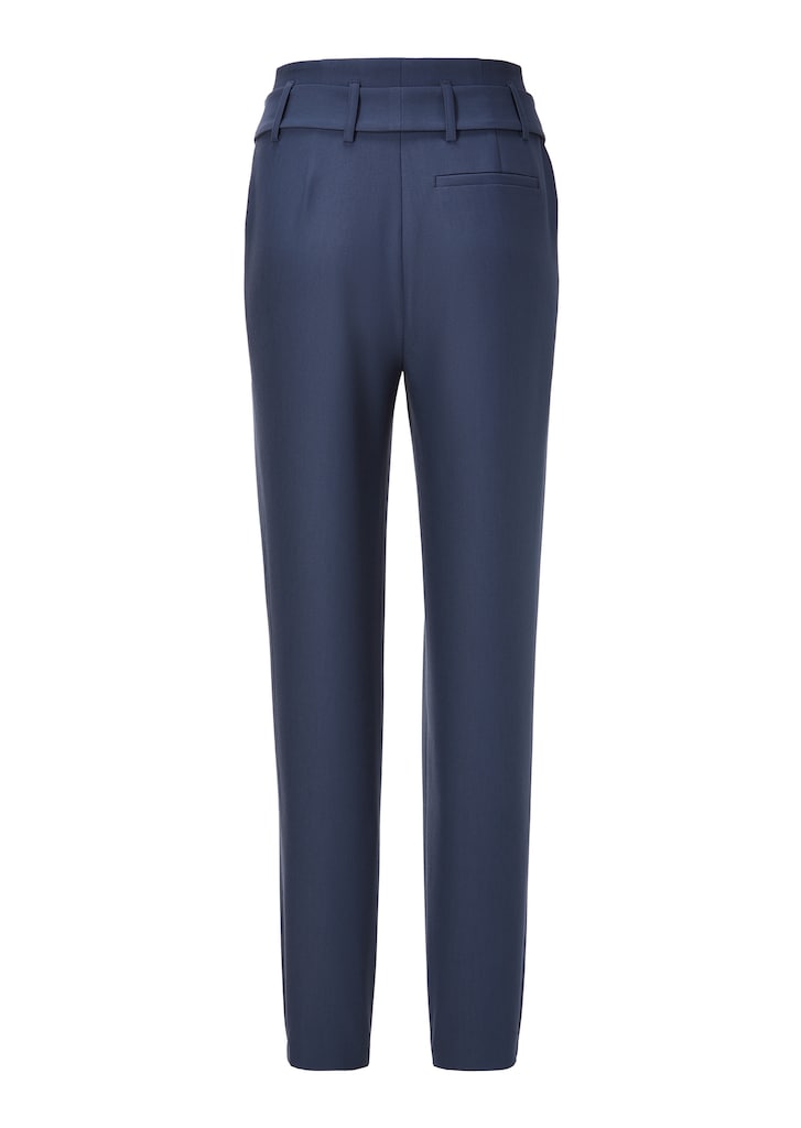 Highwaist trousers with pleats and tie belt