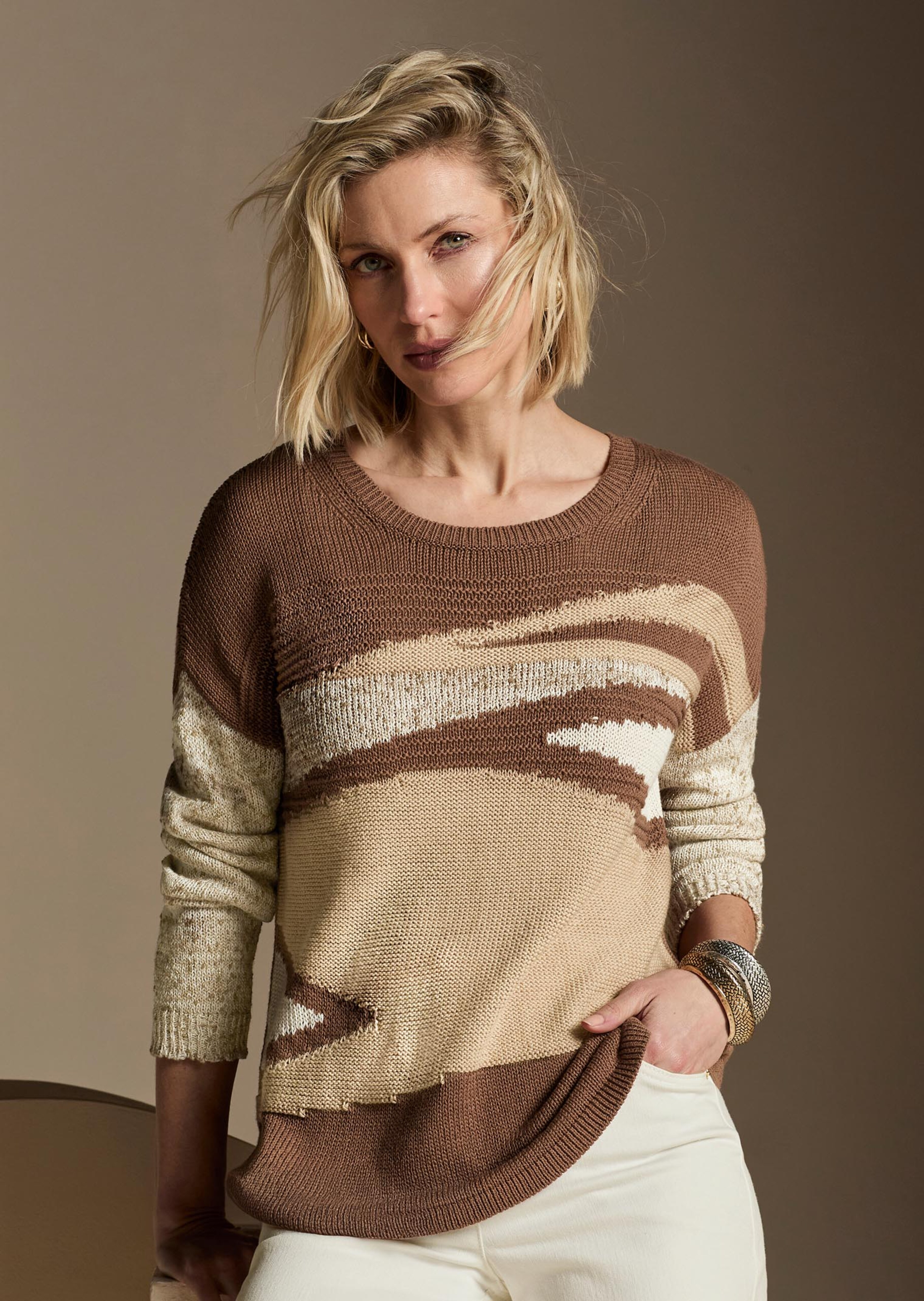 Rundhals-Pullover mit Intarsien