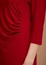 Slinkykleid mit femininem U-Boot-Ausschnitt thumbnail 5