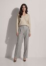 Pull en V en bon cachemire thumbnail 2