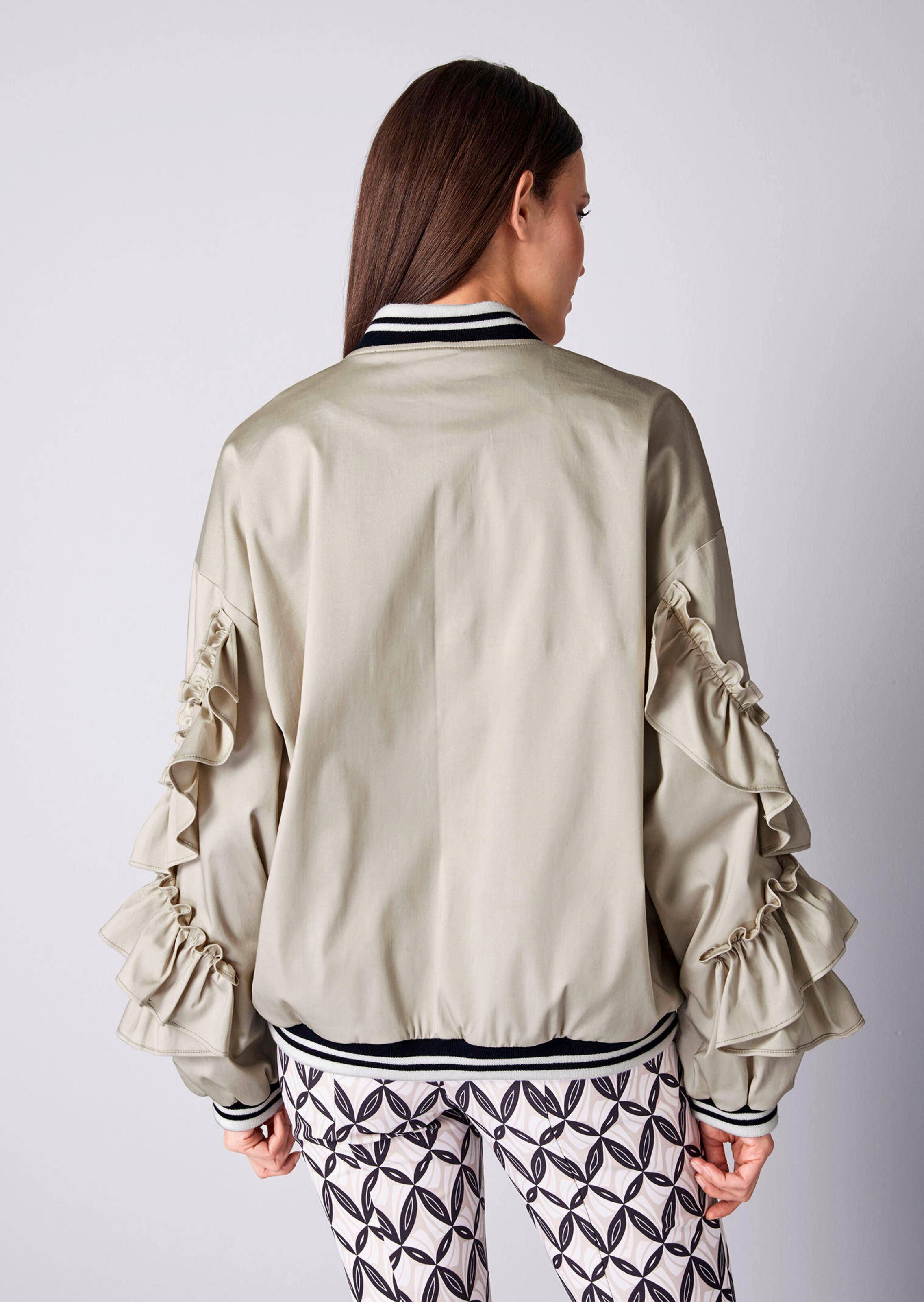 Blouson mit Rüschen am Arm 2