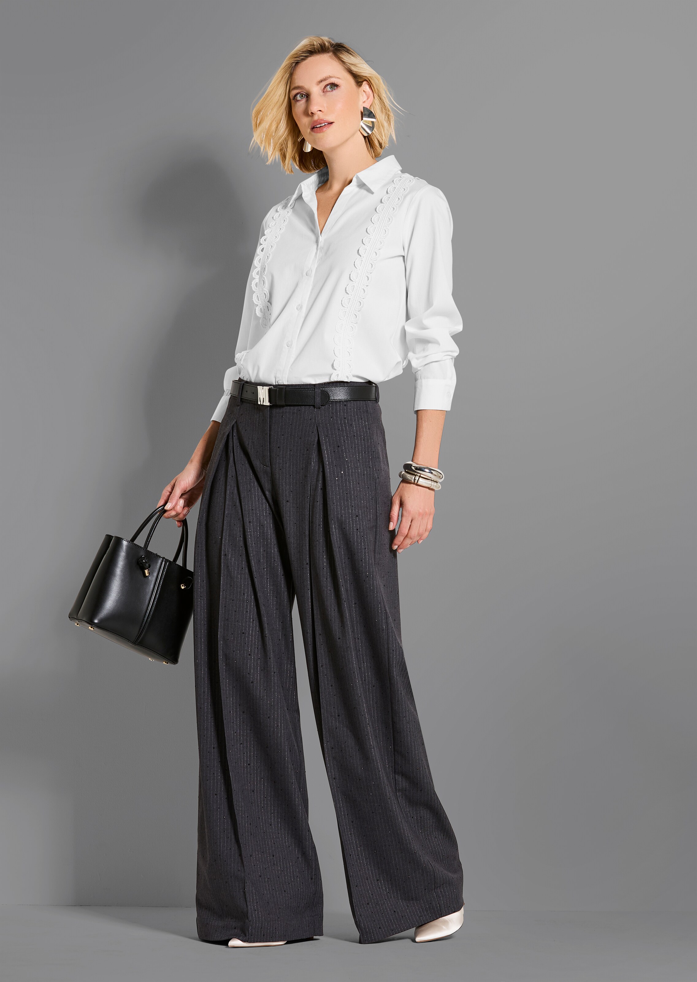 Pantalon orné de strass