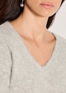 Schurwoll-Pullover mit V-Ausschnit thumbnail 5