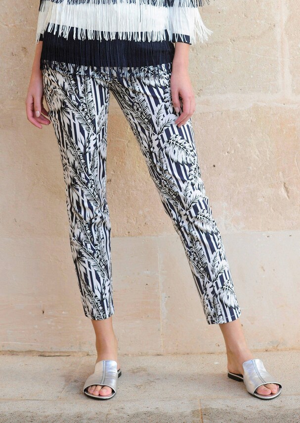 Hose in exklusivem Alba Moda Druck 4