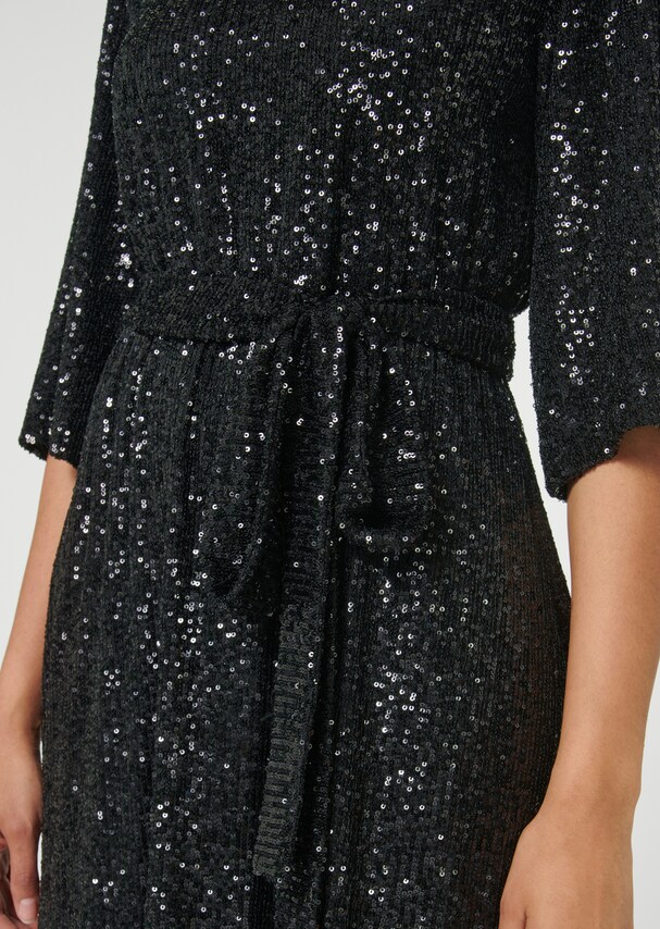 Flared sequin dress with belt 4