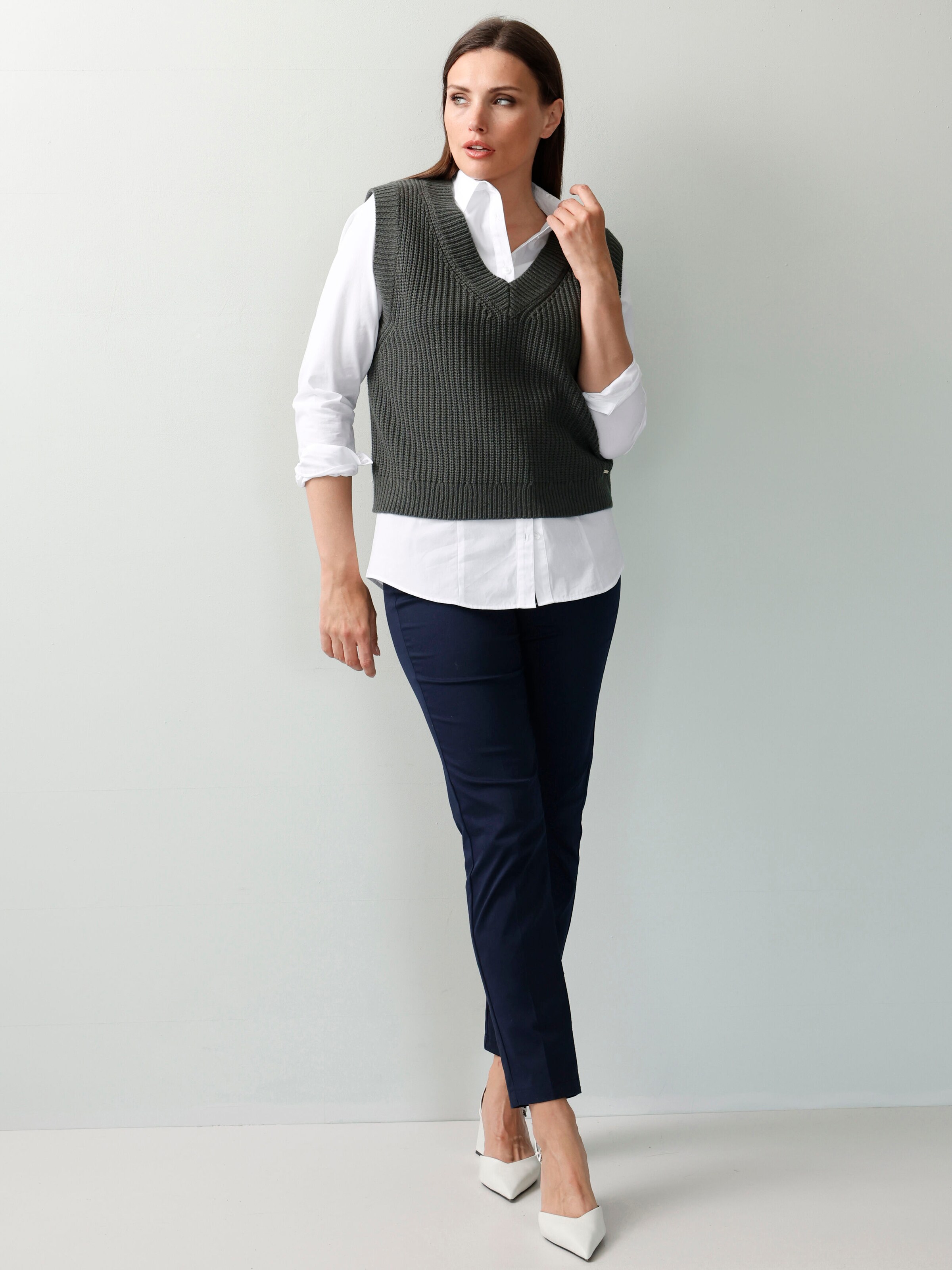 Pullunder mit V-Ausschnitt 3