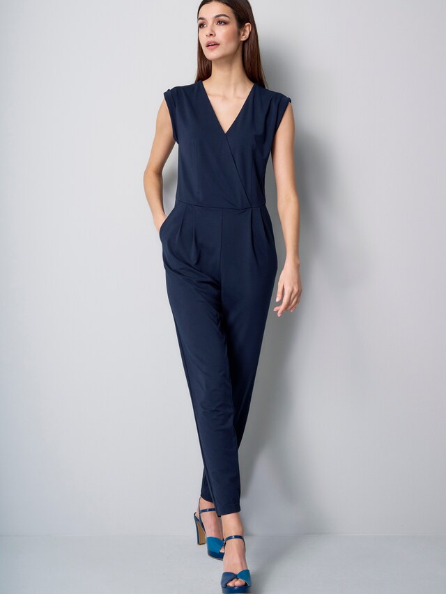 Overall mit V-Ausschnitt 2