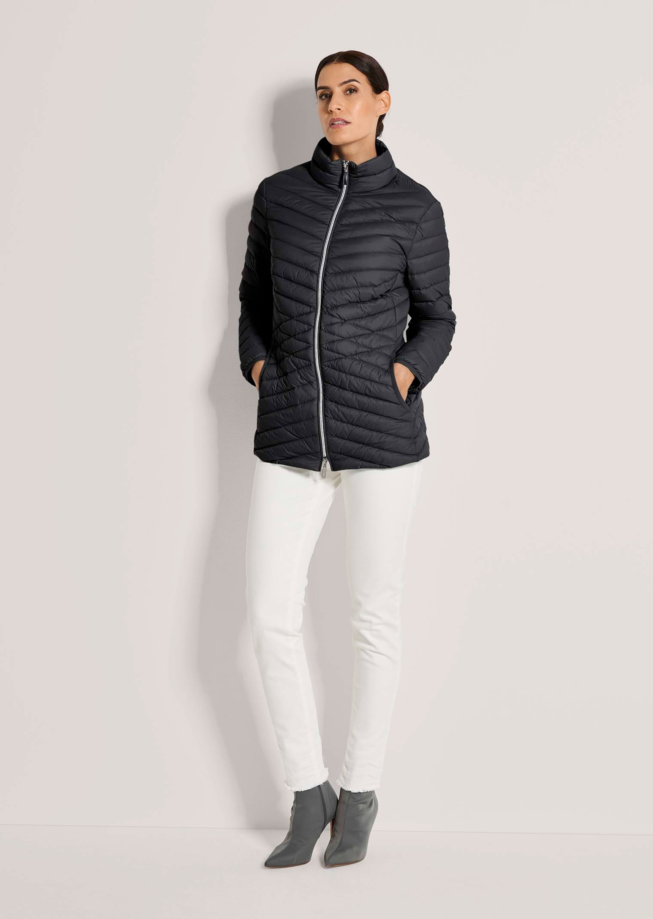 Gewatteerde jas met opstaande kraag