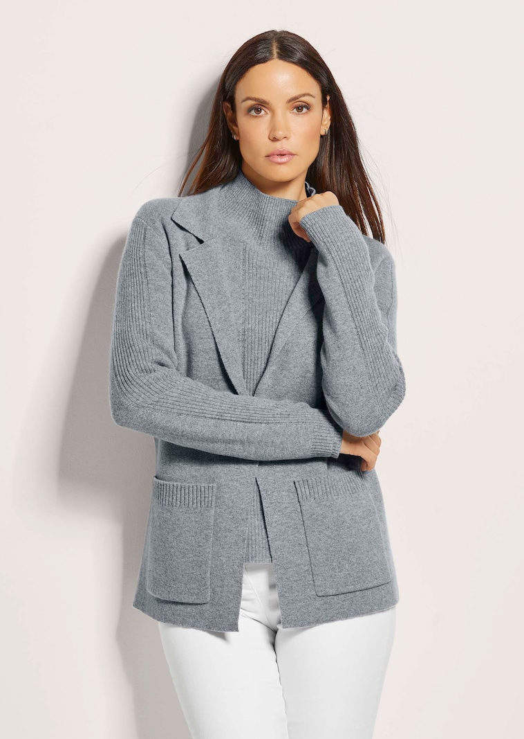 Knitted blazer