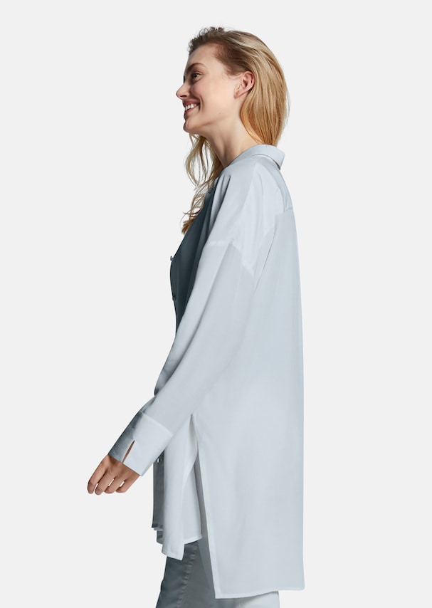 Long shirt with side slits 3