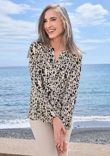 Blusenshirt in femininer Form thumbnail 8