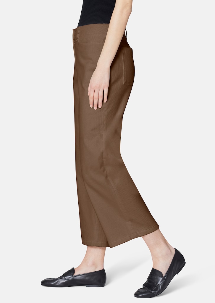 Culottes made from velvety soft fine corduroy 3