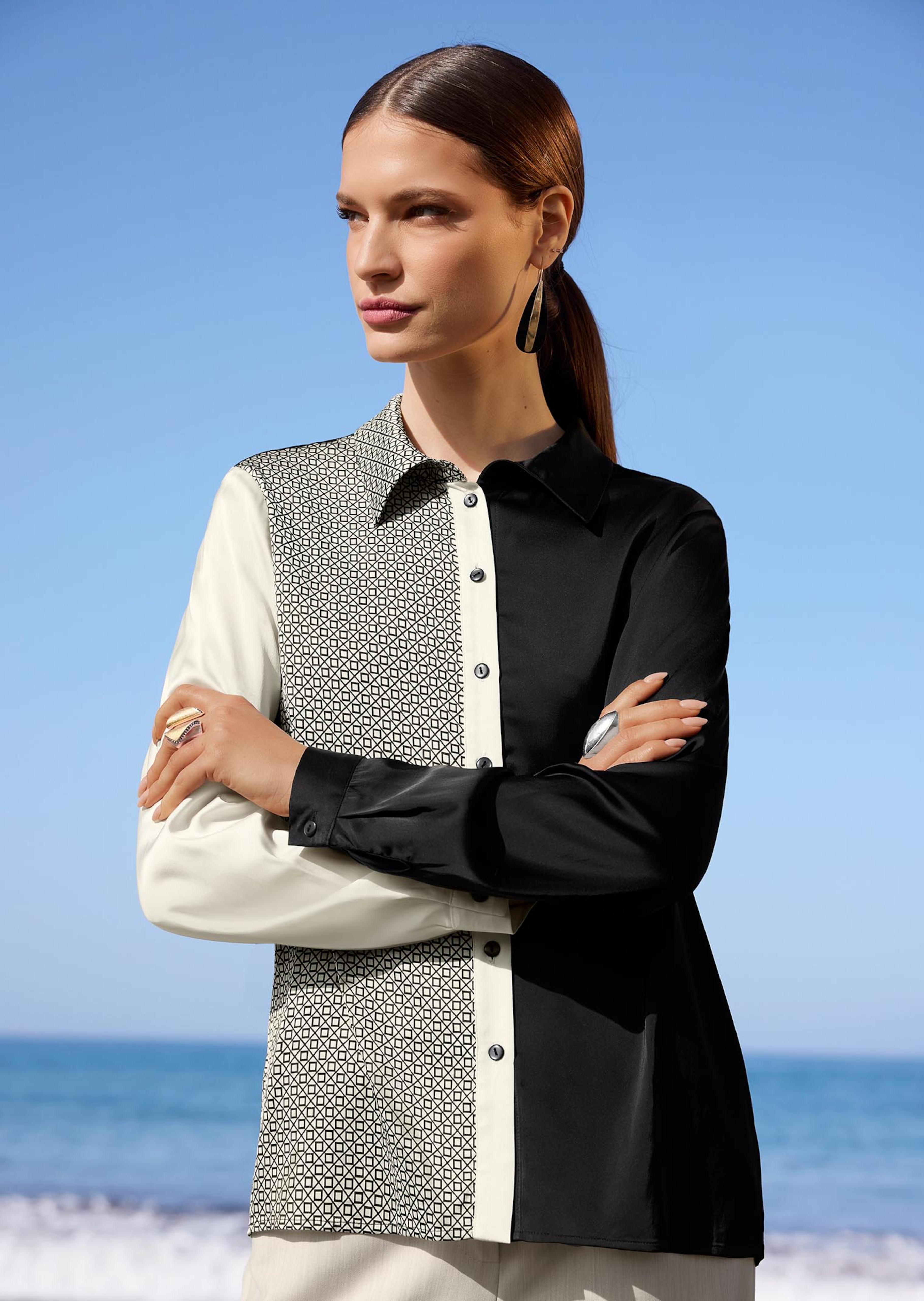 Hemdbluse im Muster-Mix