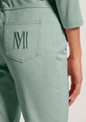 M-Jeans in gerader Form mit Logo-Stickerei thumbnail 5