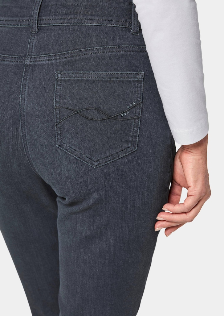 Superbequeme Hose mit Bauchweg-Effekt