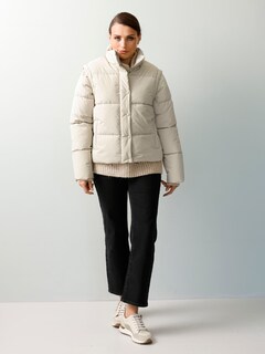Steppjacke mit abnehmbaren Ärmeln thumbnail 7