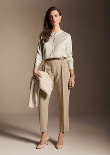 Rundhals-Bluse mit dekorativen Details thumbnail 7