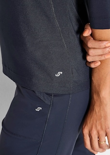 Homewear thumbnail 3
