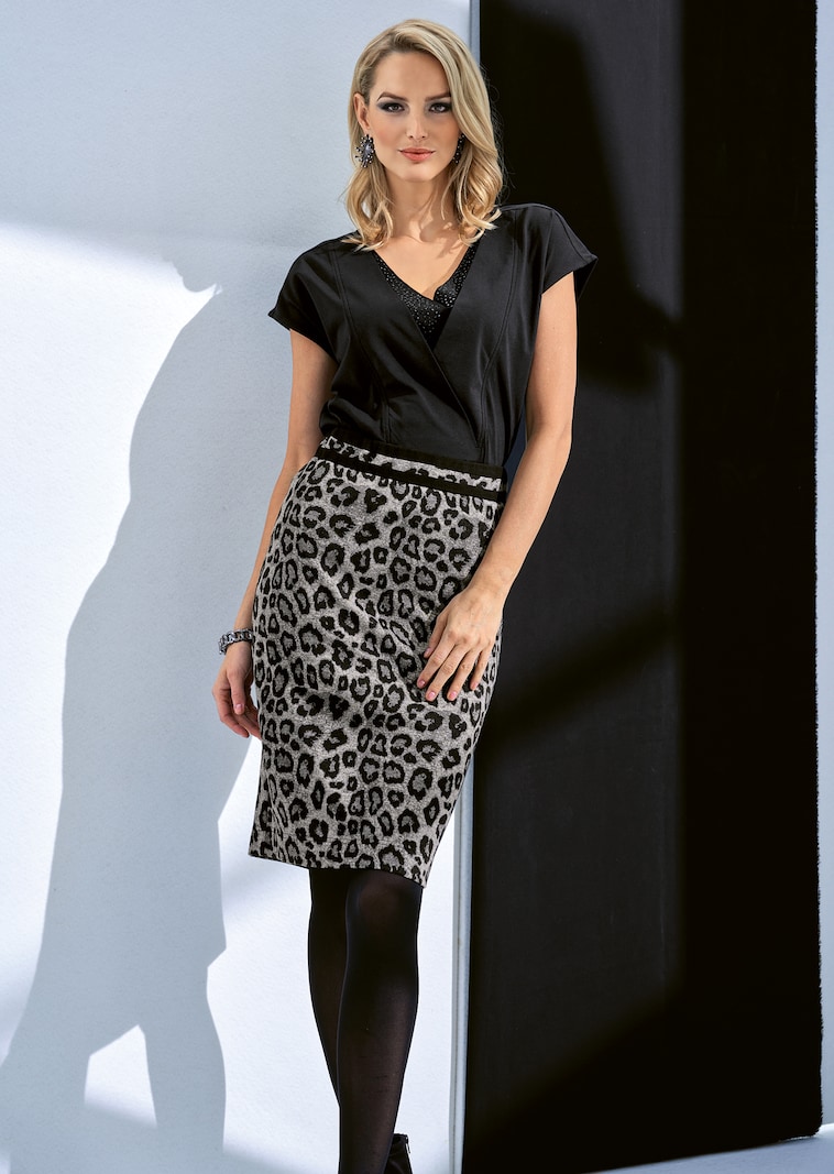 Ärmelloses Shirt mit Strass-Steinen