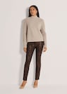 Weicher Pullover mit Stehkragen thumbnail 2