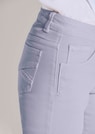 Jean slim cinq poches avec détails stras thumbnail 5