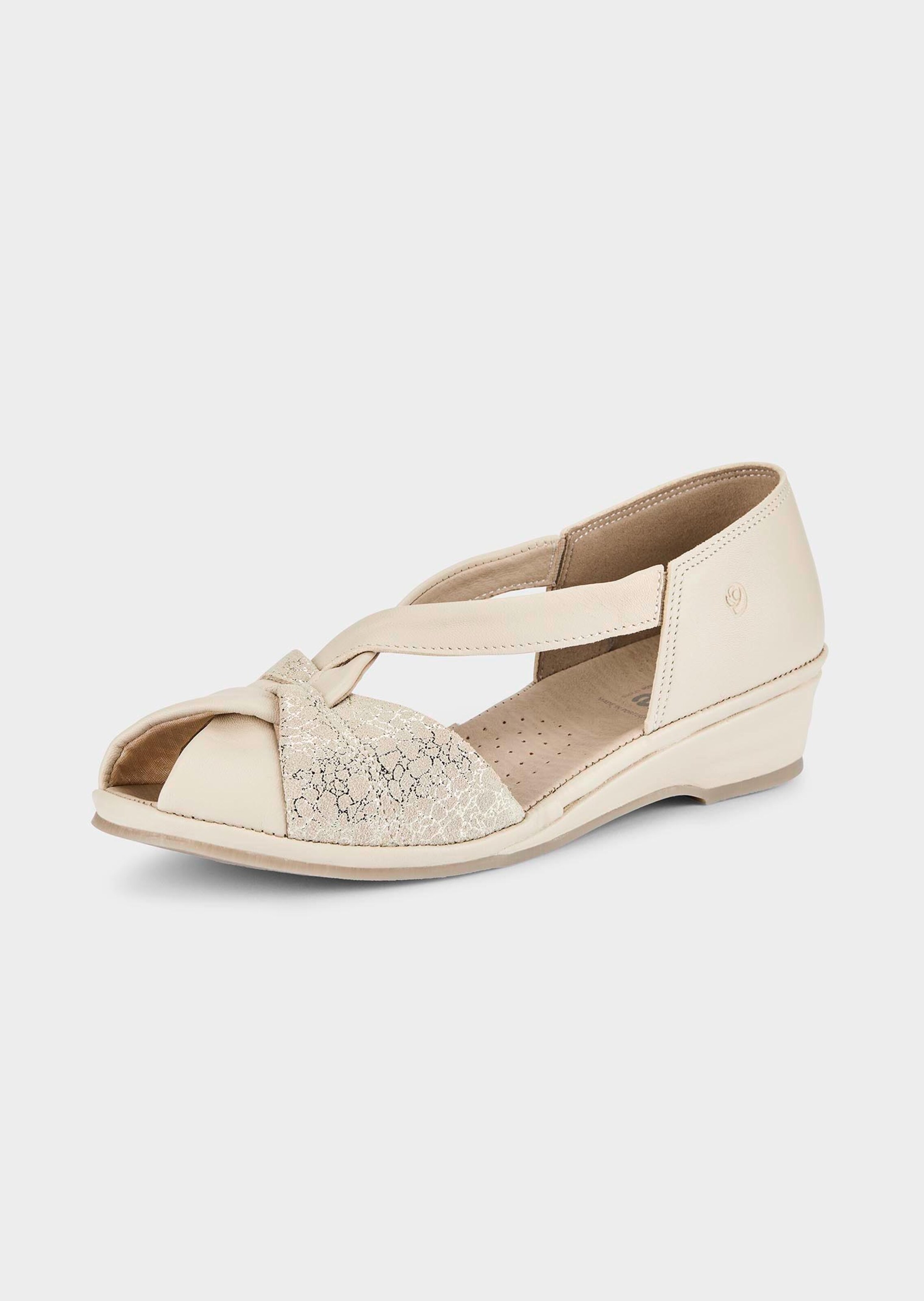 Klassische Sandalen aus Leder