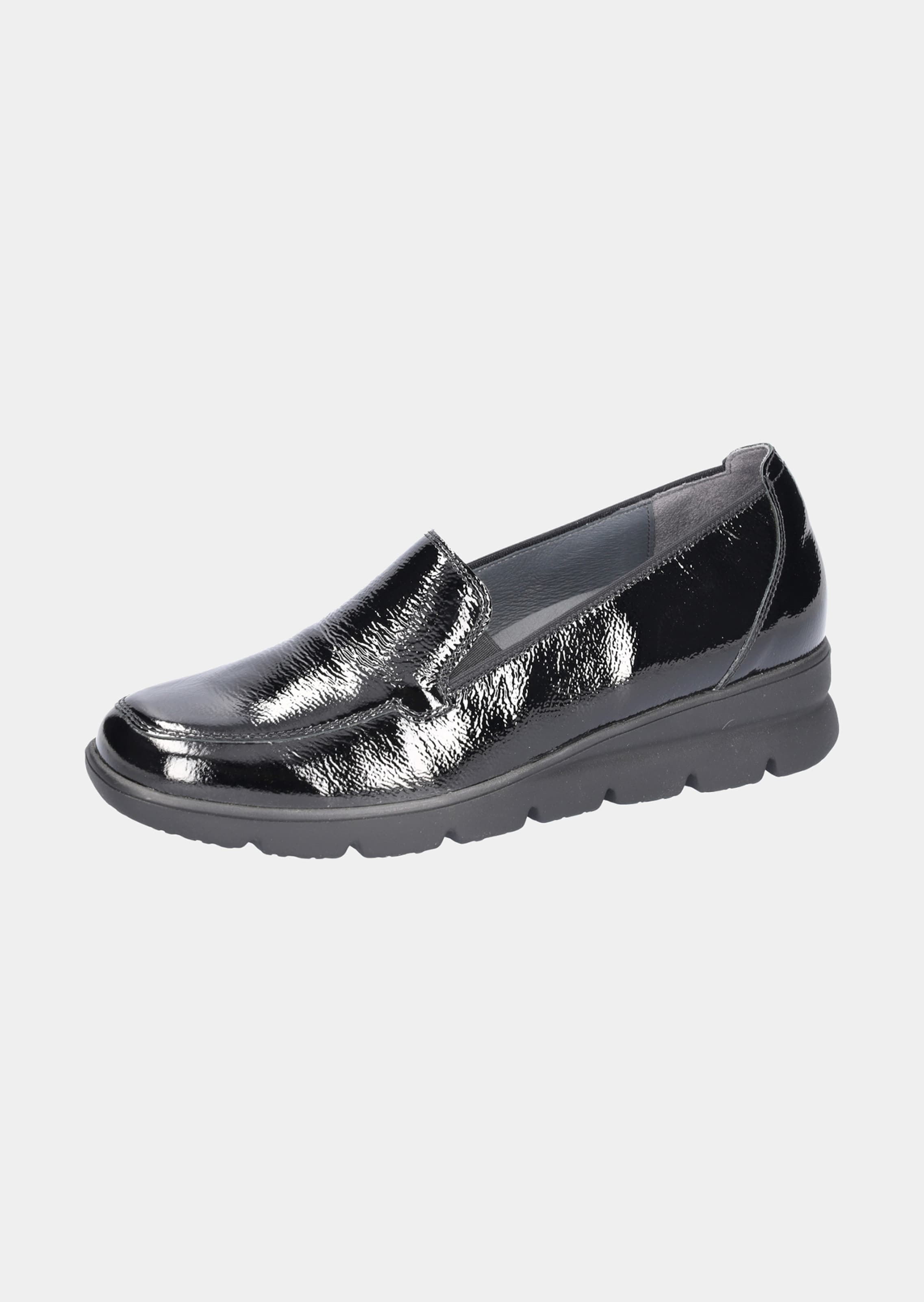 Mocassins sobres à l’aspect brillant