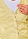 Pflegeleichte Strickjacke in hochwertiger Rippenstruktur thumbnail 5