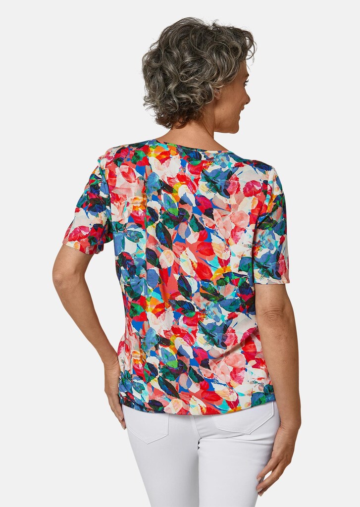 Kleurrijk gedessineerde blouse met mooie details