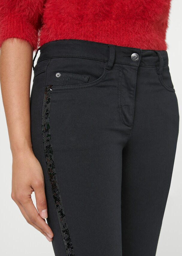 Schlanke Five-Pocket-Jeans mit Pailletten 4