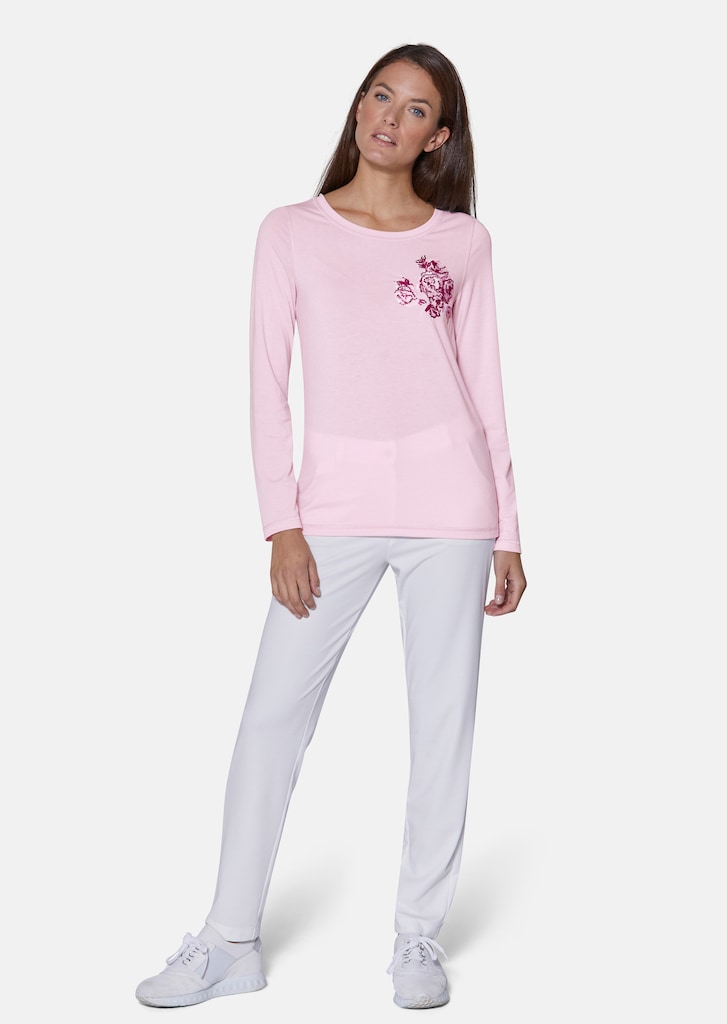 Long-sleeved shirt with floral embroidery 1