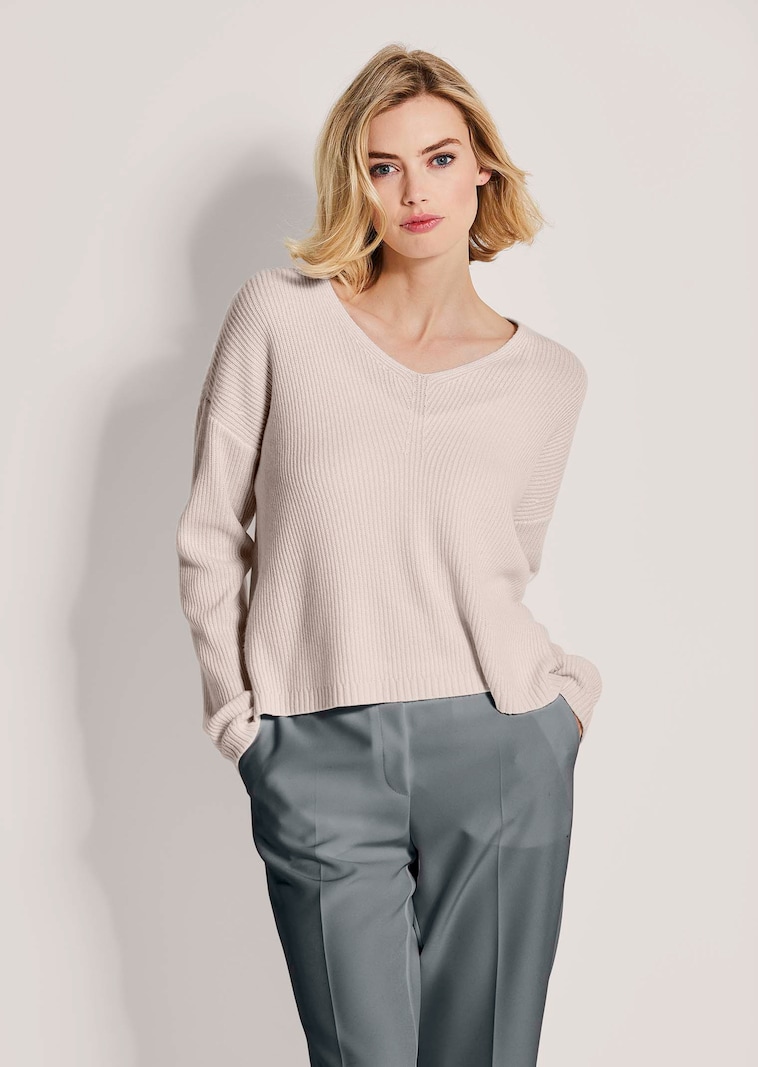 Kaschmir-Pullover mit V-Ausschnitt