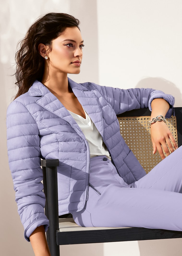 Steppjacke mit leichter Wattierung