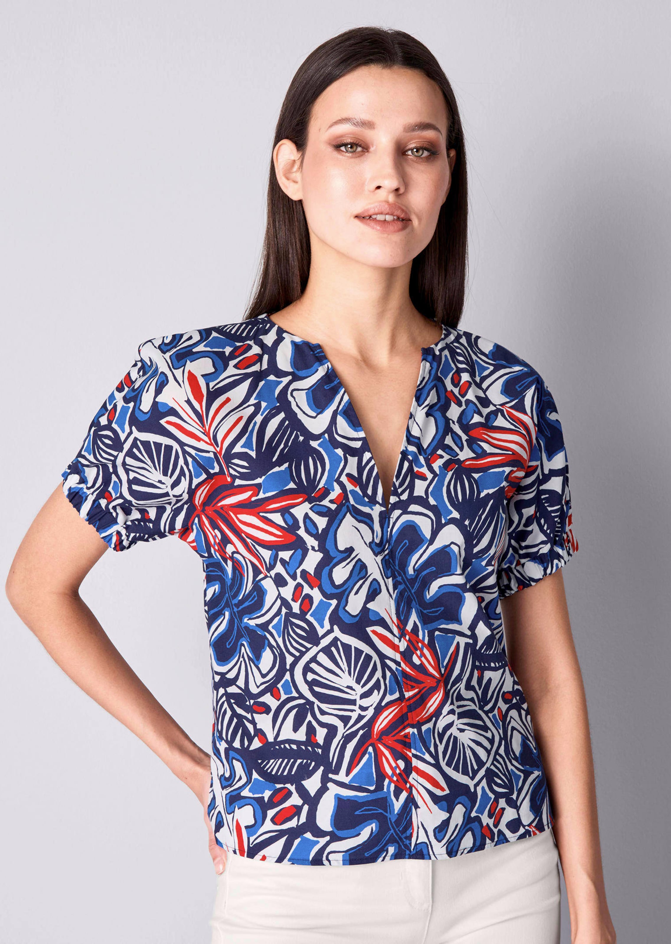 Bluse mit V-Ausschnitt