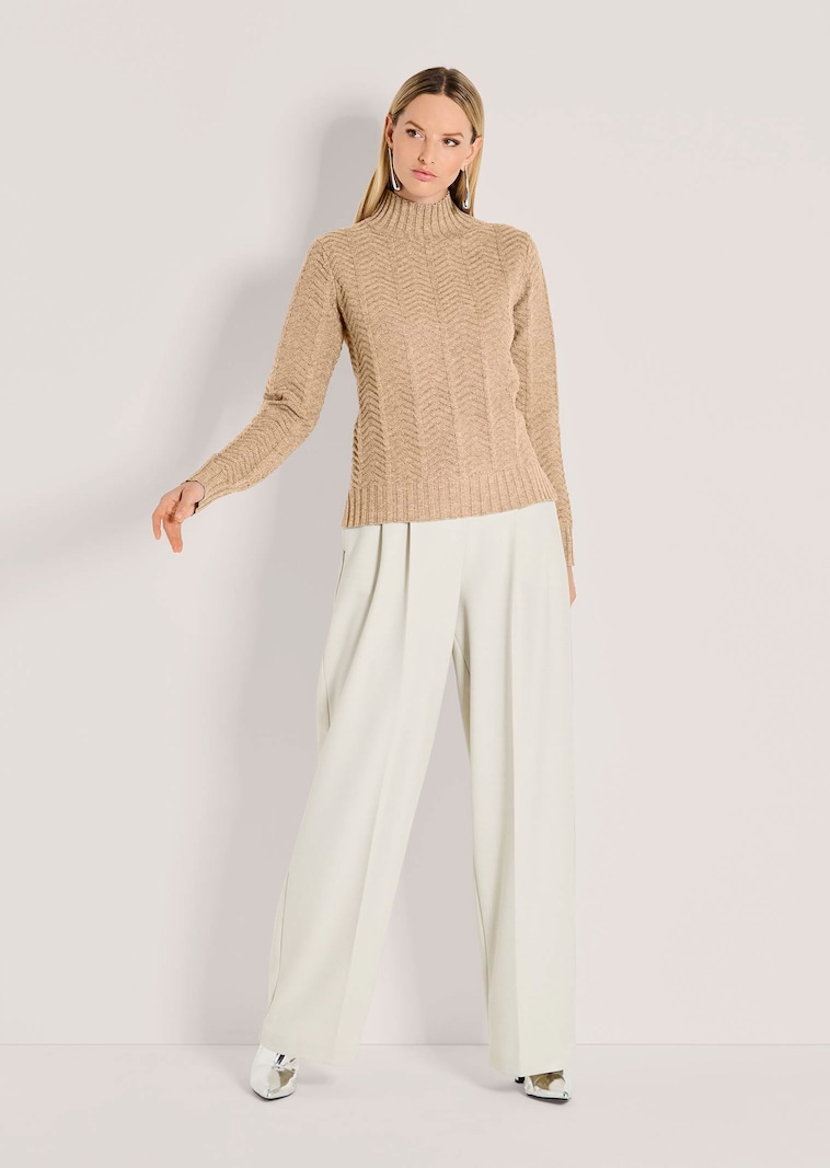 Pullover mit Struktur