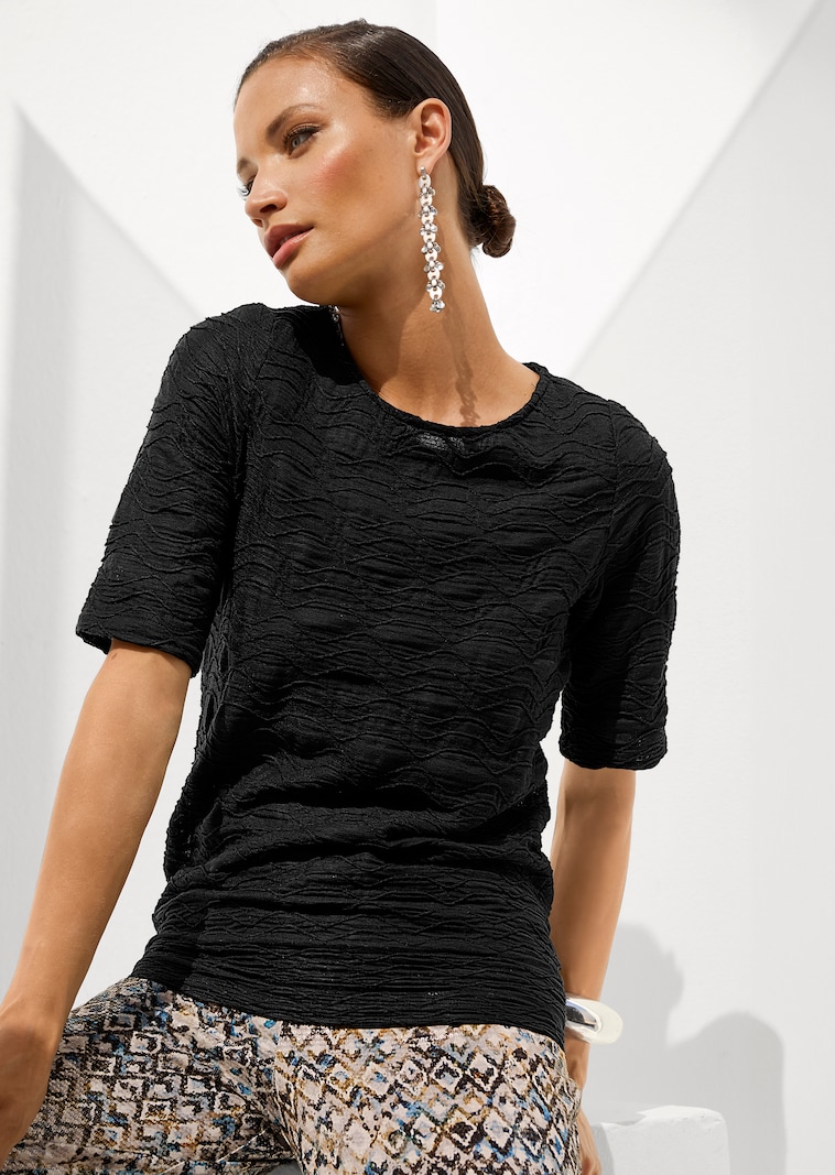 Rundhals-Shirt mit Struktur