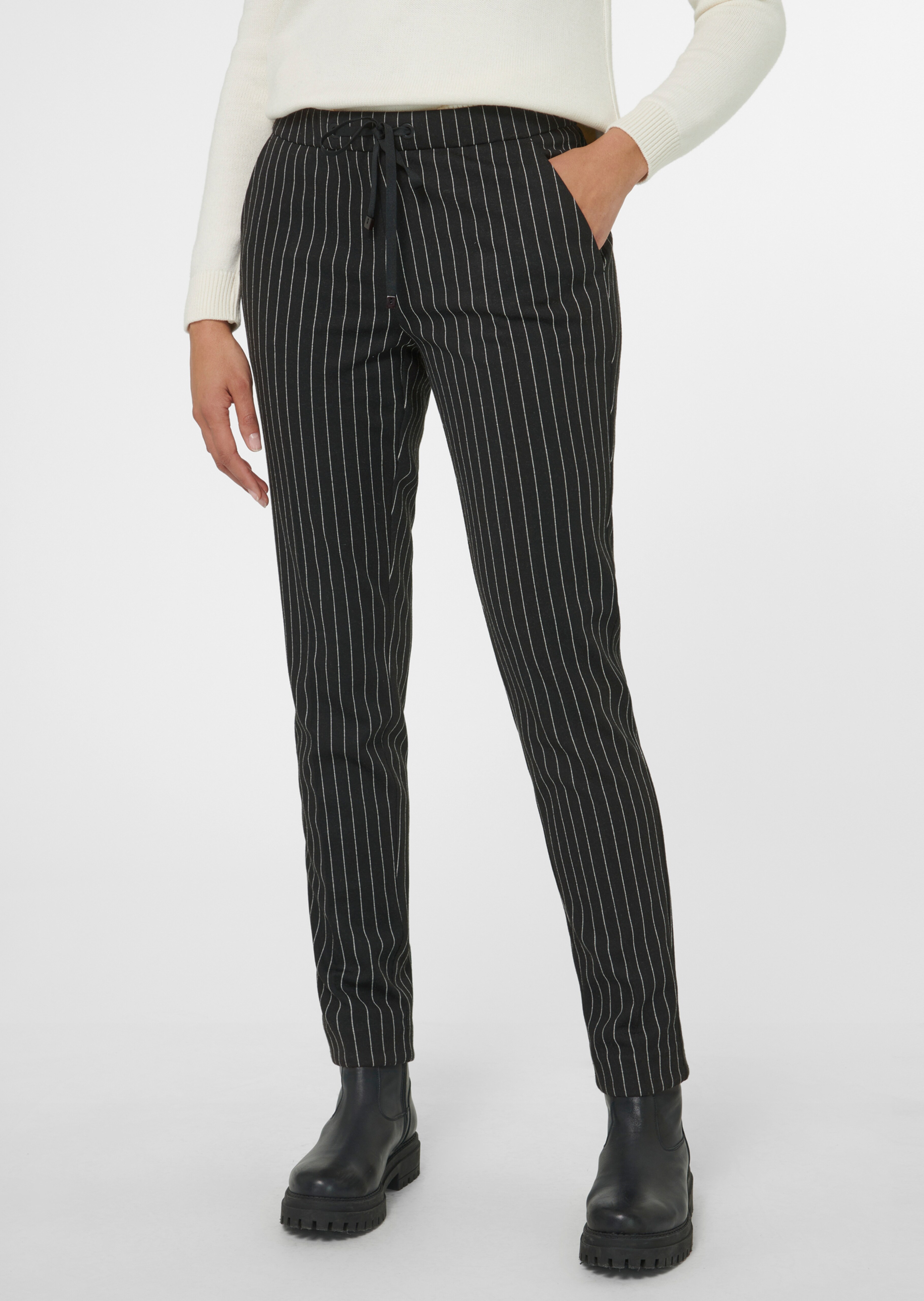 Schlupfhose mit Nadelstreifen