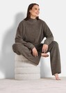 Strickpullover mit hohem Strickbund am Rundhals thumbnail 3
