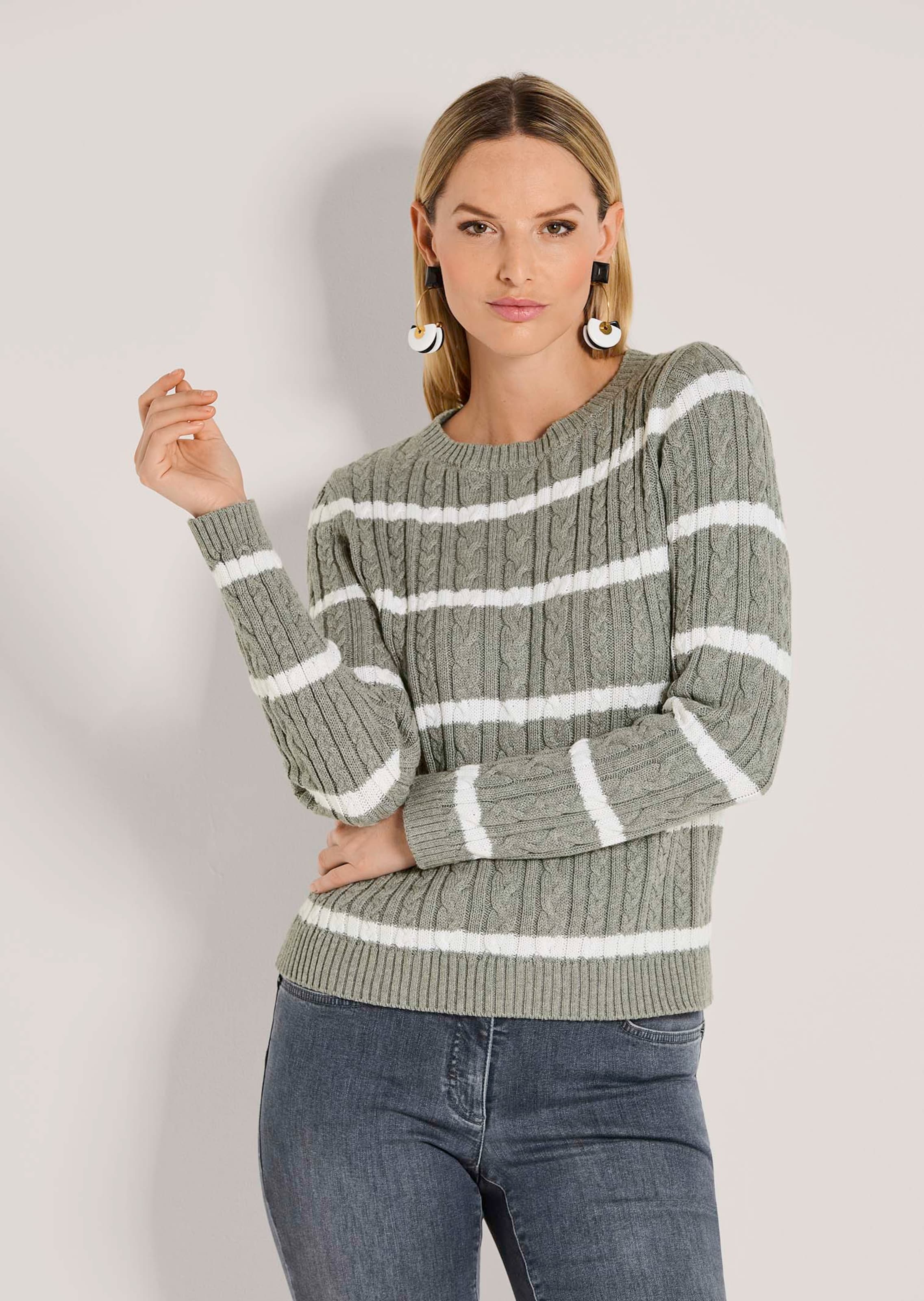 Pullover