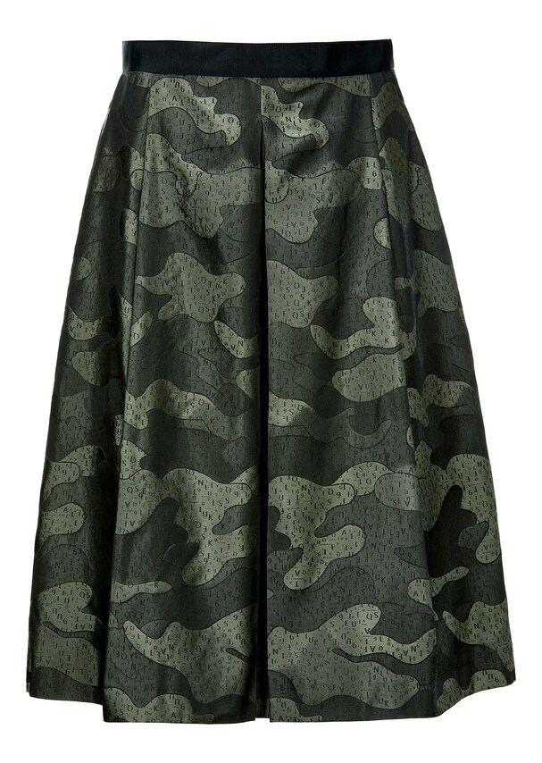 Flared skirt in camouflage look