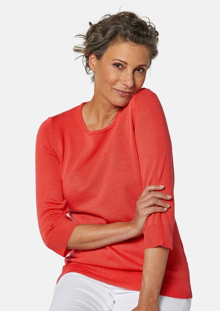 Locker sitzender Strickpullover