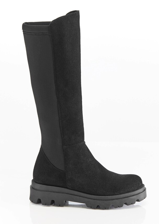 Stiefel mit markante Profilsohle 5