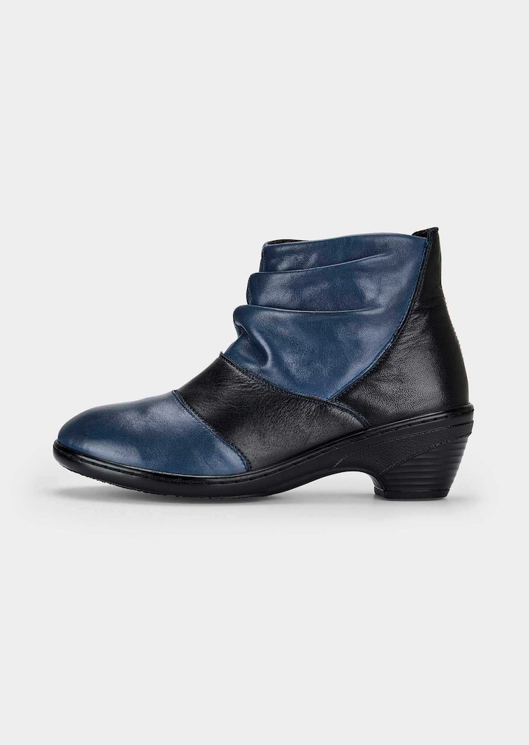 Gefütterte Stiefeletten aus echtem Leder