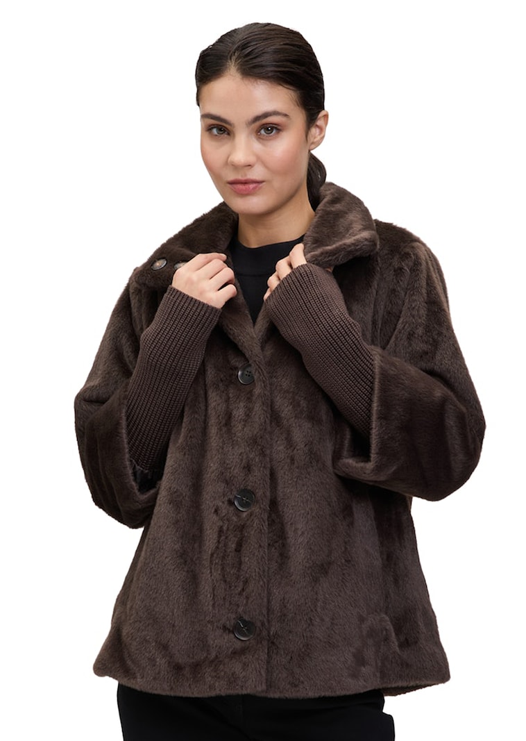 Veste de mi-saison, aspect fourrure