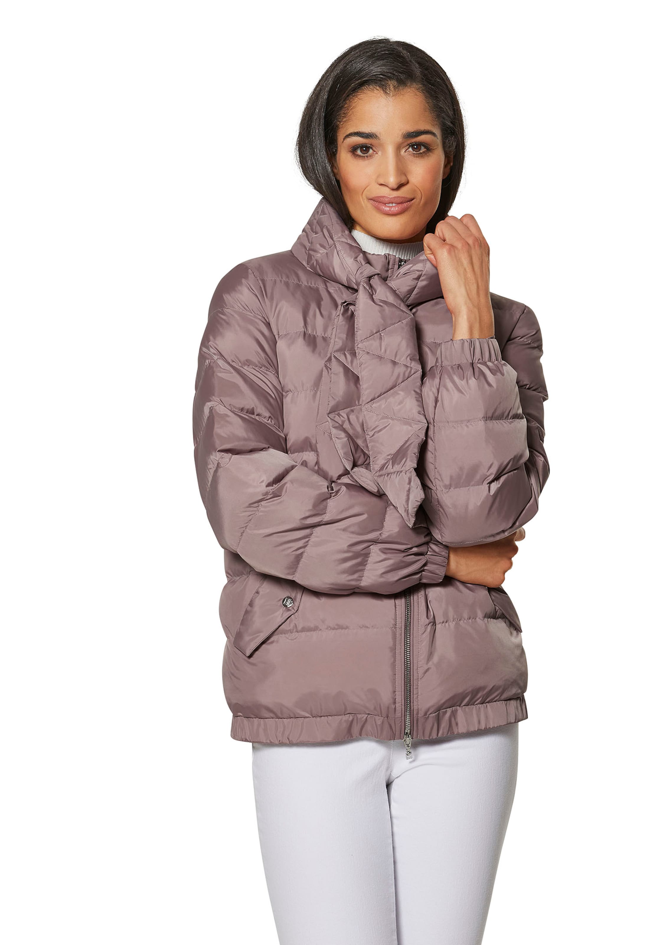 Steppjacke mit abnehmbarem Steppschal