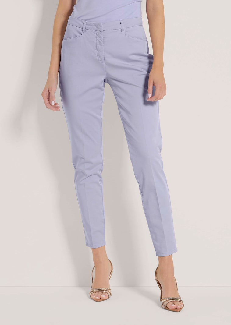 Schlanke Chino-Hose