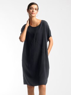 Kleid mit Ziernähten thumbnail 4
