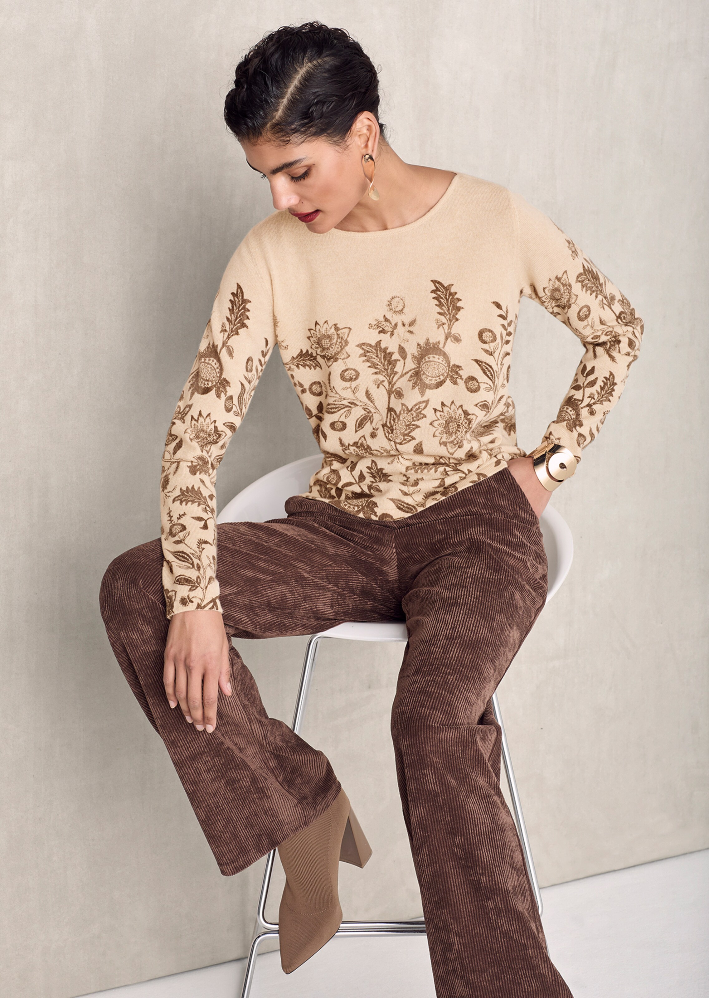 Kaschmirpullover mit botanischem Print