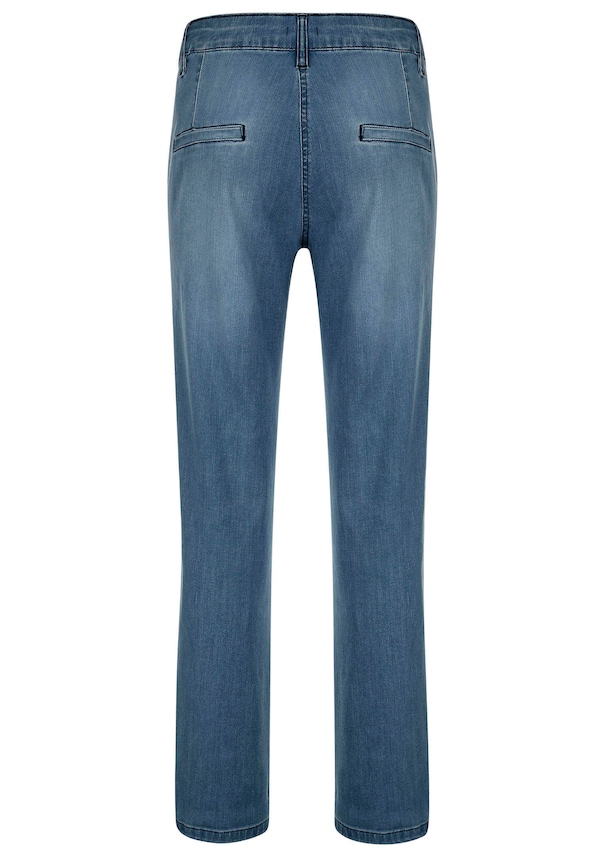 Jeans mit Goldknopf 3
