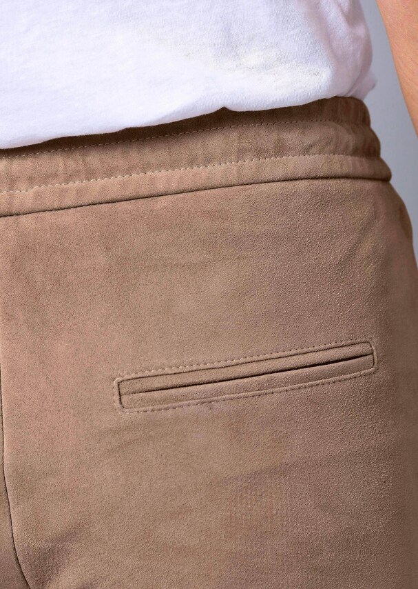 Lederculotte in modischem Jogstyle 2